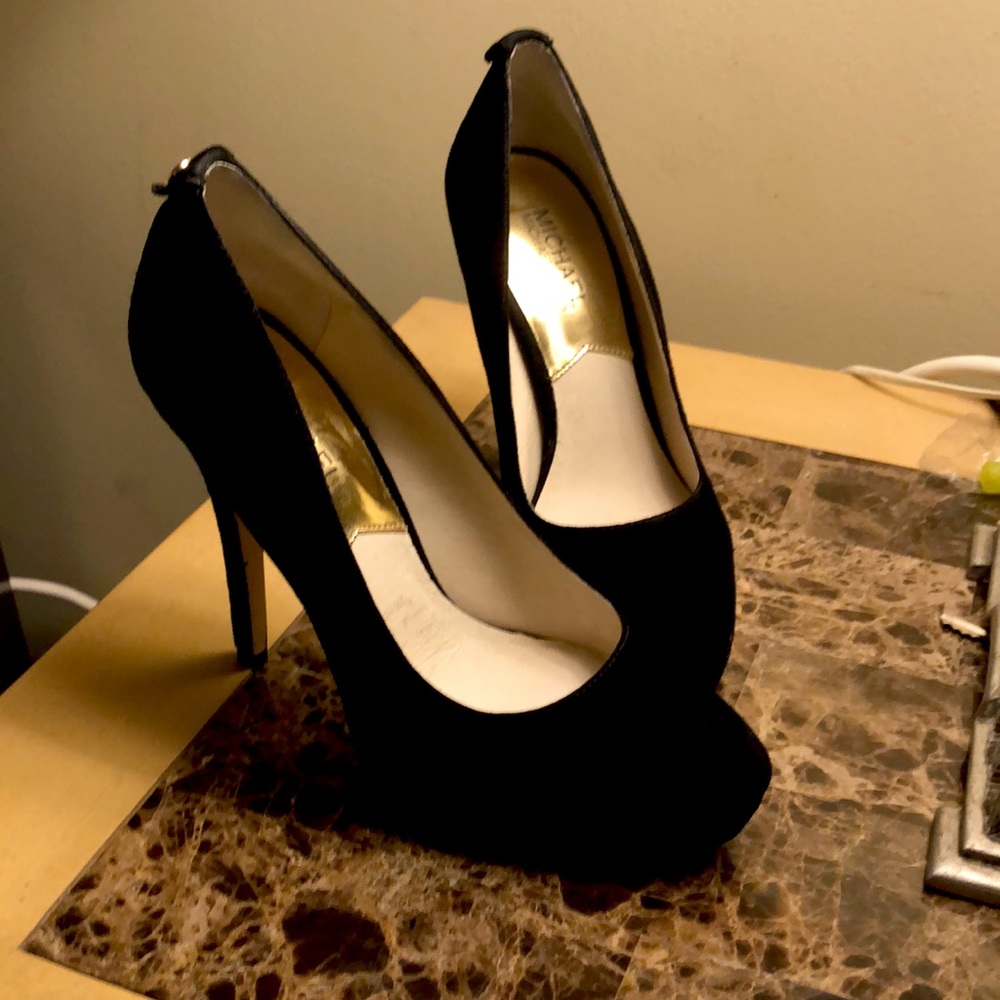 Michael Kors Black Sued Heels Size 7.